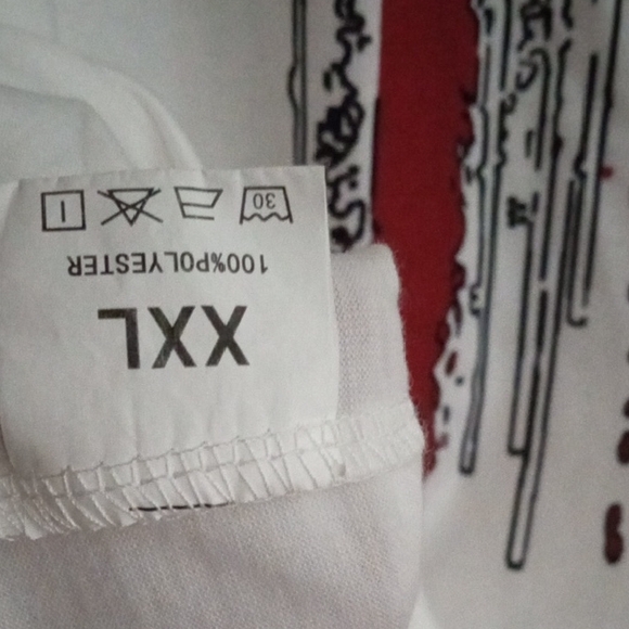 Sleeveless American Flag Graphic Tank Top - White, Blue & Red - Picture 8 of 8